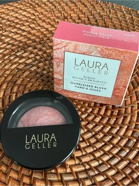 Laura Geller Baked Blush-N-Brighten Marbleized Blush Starfish Island